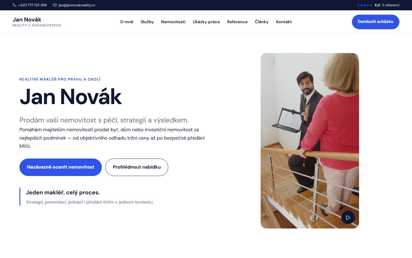 Úvodní stránka šablony Moderní realitní portfolio
